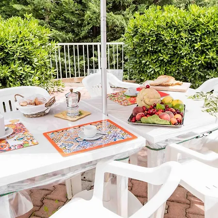 Casa Vacanze Nardella Апартаменты *